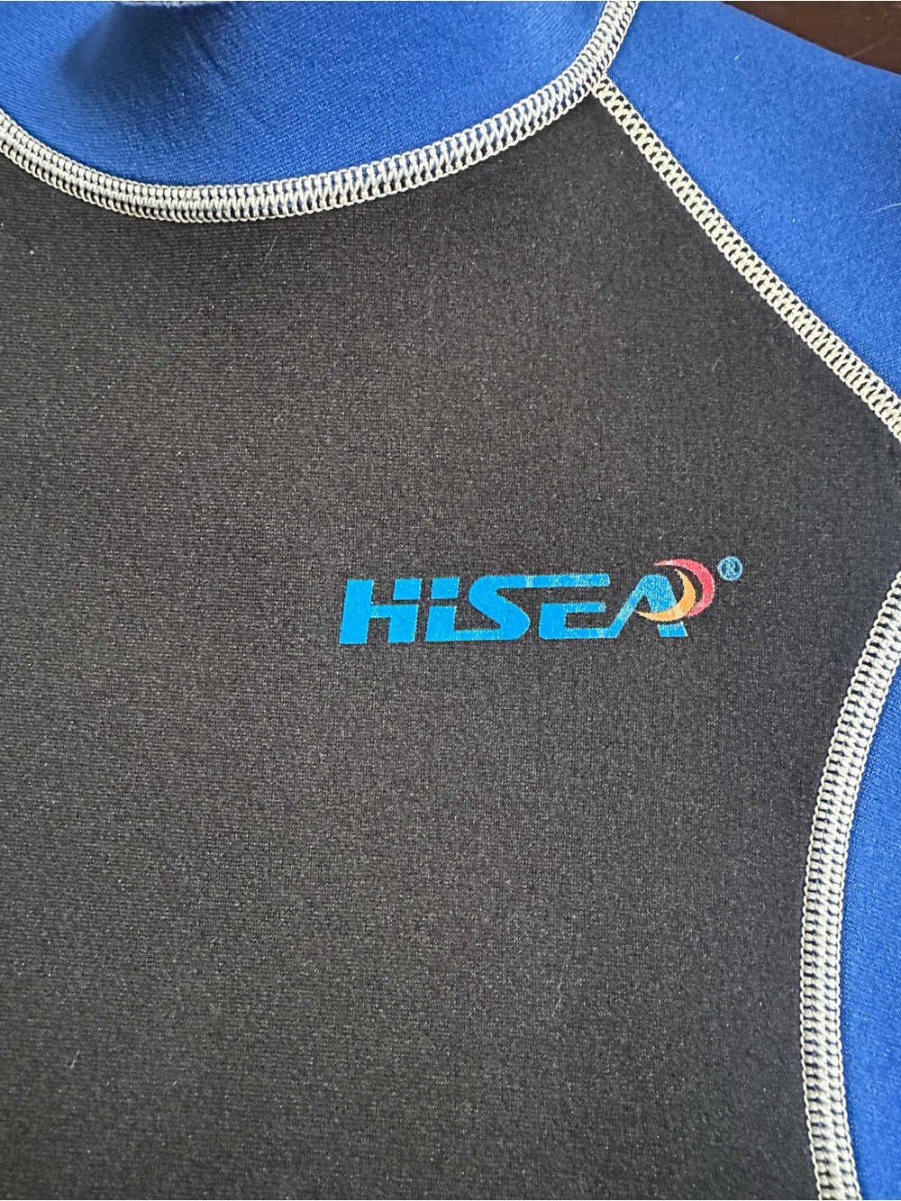 HiSea Blue and Black kids Scuba Wetsuit size 6 - Picture 2 of 11